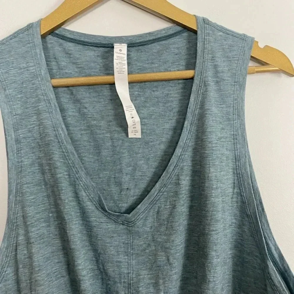 Lululemon Knot Gonna Fly Knotted Cropped Tank